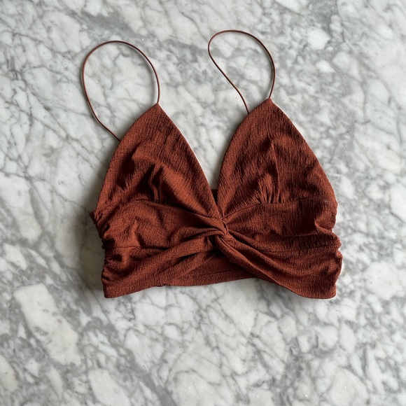 UO Virgo twist front cami rust - Picture 2 of 6